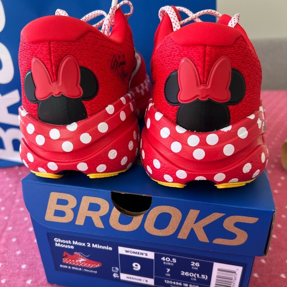 Brooks Ghost Max 2 Minnie Mouse RunDisney Women’s 9 - Picture 4 of 4
